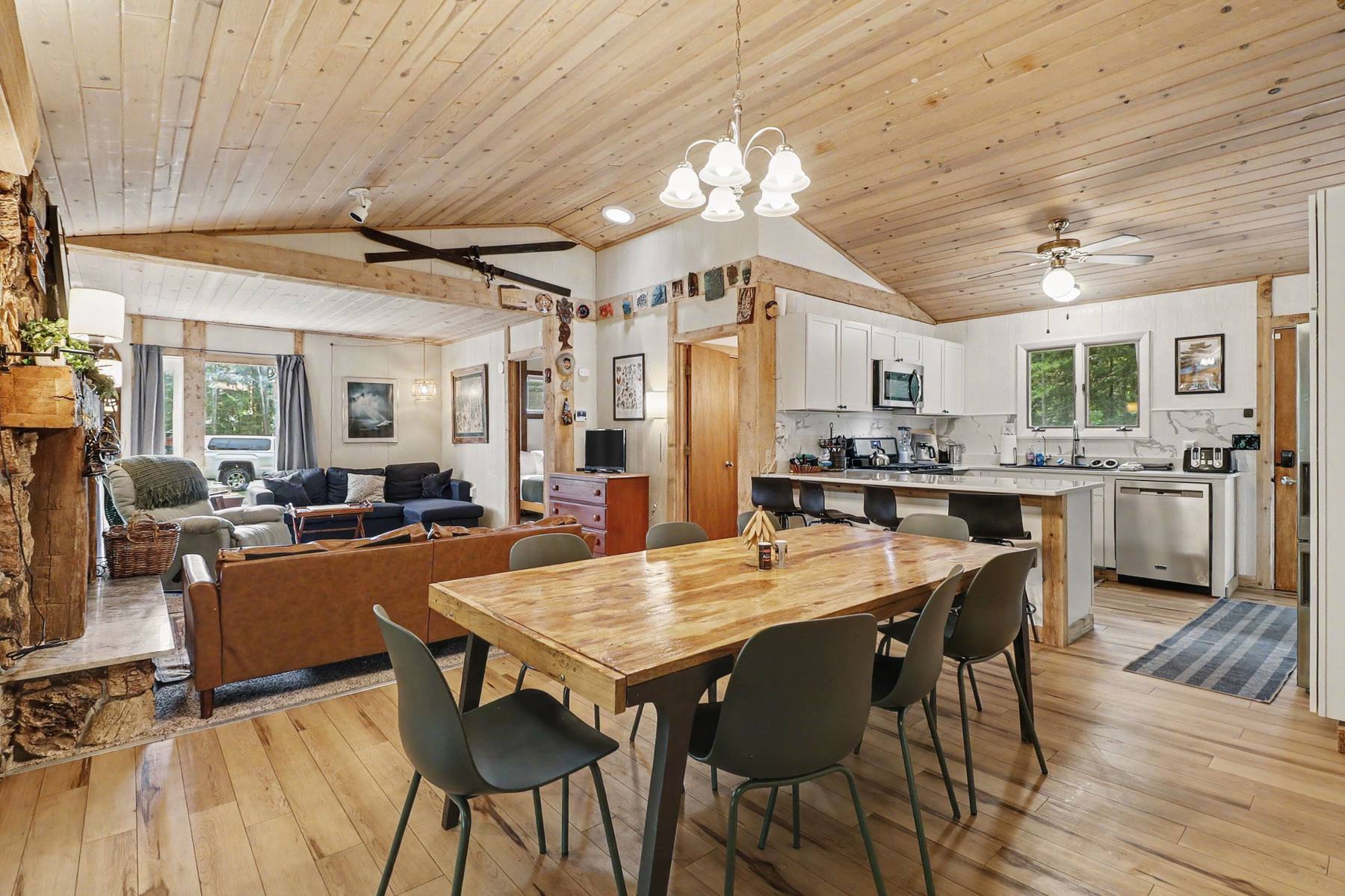 dining open concept 1