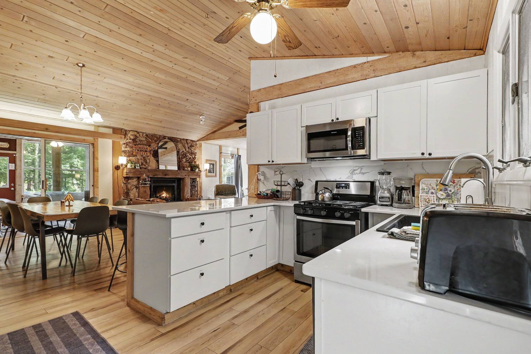 kitchen wide