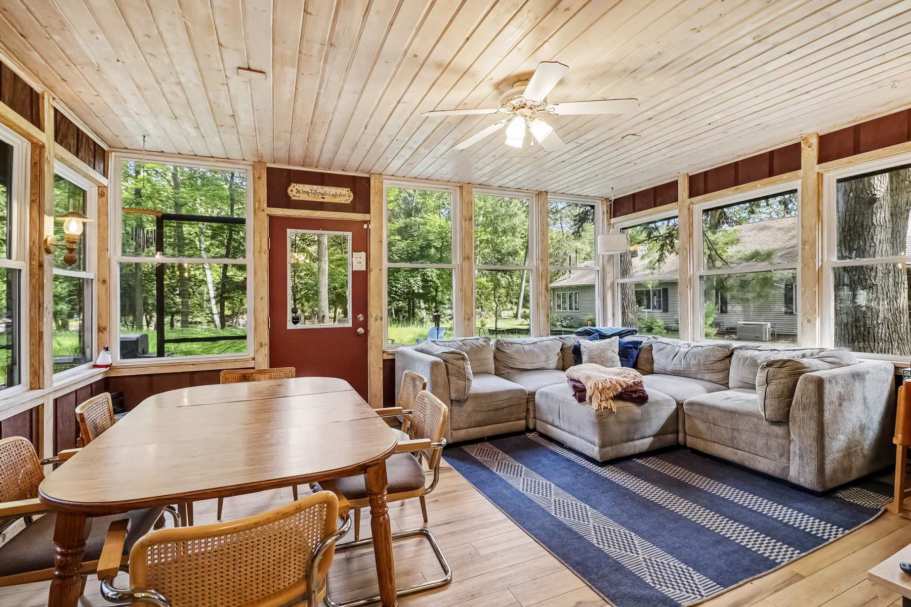 sunroom dining 2
